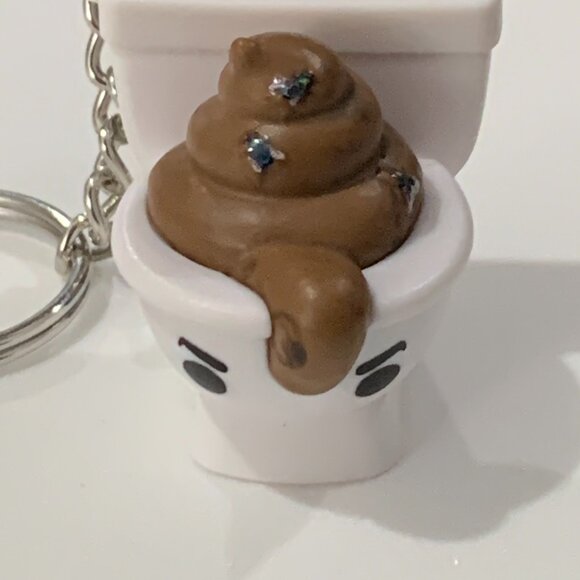 Gross Minis S2 Keychain - Farto Poop 'The John' - Picture 3 of 5